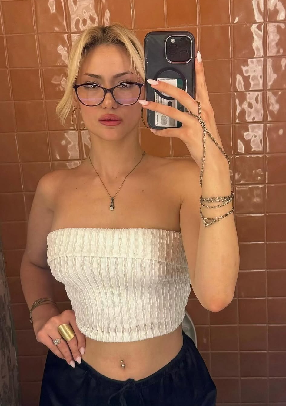 Bozca Huzur Dolu Kadın Bayan Escort Melek