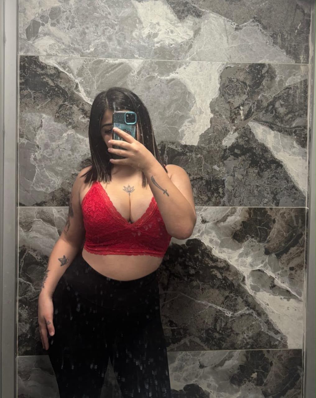 Yamalı Sarışın Escort Bayan Aysel