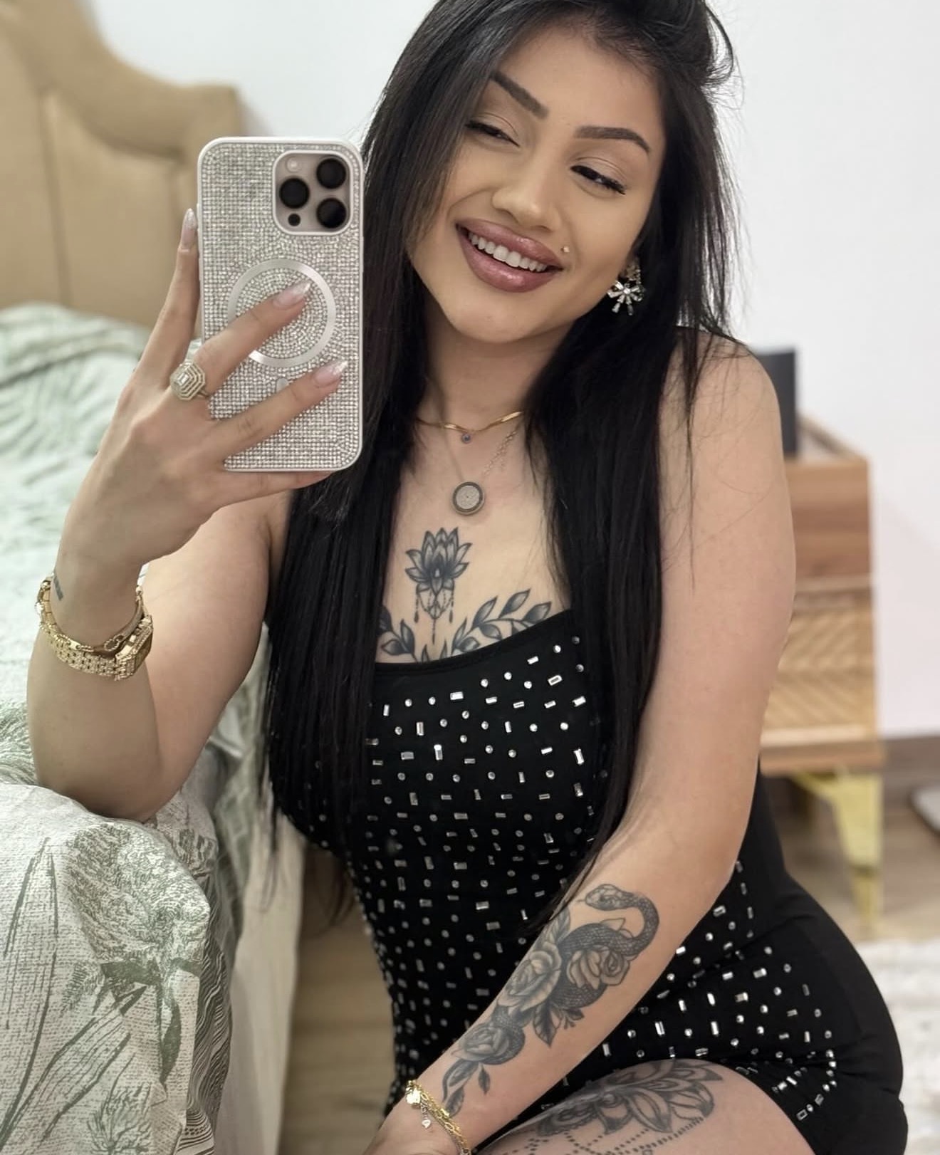 Güzelyurt Cömert Kadın Escort Melekhan